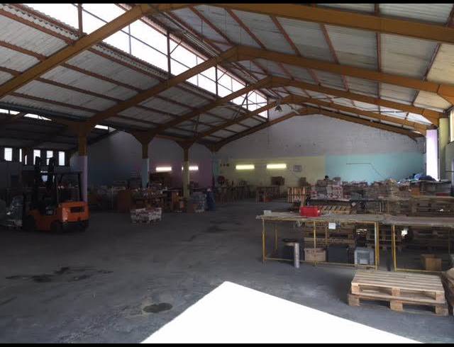 750M² FACTORY TO LET IN EPPING INDUSTRIAL